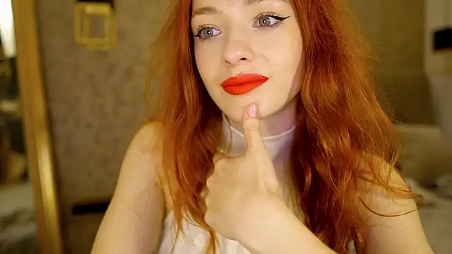 MiaRouge online show from 05/15/26, 11:12