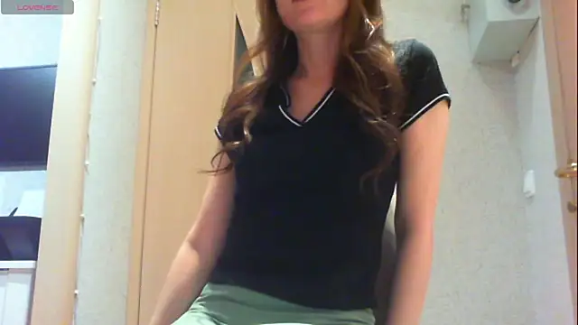 khu yam online show from 11/29/25, 05:05