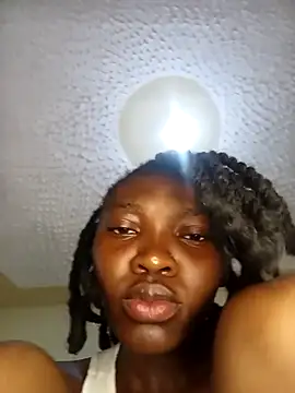 Snapshot of Hot_ebony30 chatting on 05/11/26, 06:52 Hot ebony30 online show from 05/11/26, 06:52