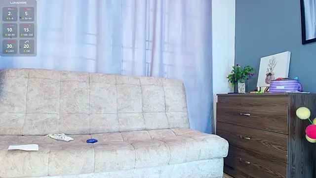 jade brunnette online show from 11/06/25, 08:10