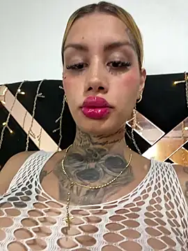 Zaratattoox online show from 10/07/25, 06:43