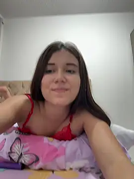 mia cooper 24 online show from 02/28/25, 03:48