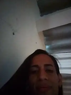 AlexaWarner online show from 11/05/25, 04:07