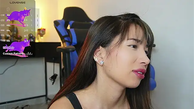 Snapshot of AlessiaVix chatting on 02/24/25, 05:31 AlessiaVix online show from 02/24/25, 05:31