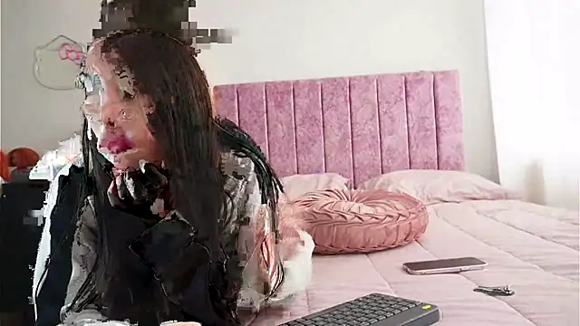 Snapshot of AlessiaVix chatting on 02/19/26, 04:14 AlessiaVix online show from 02/19/26, 04:14