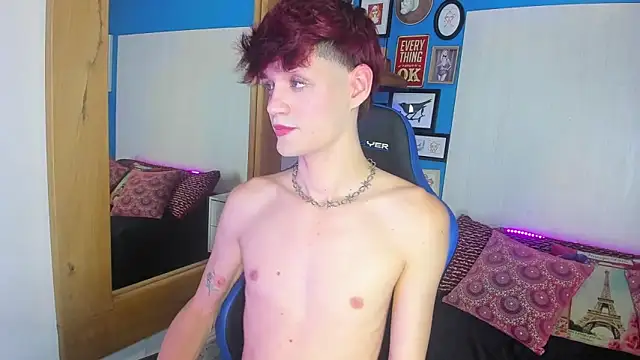 VladHellsing4 online show from 01/01/25, 03:57