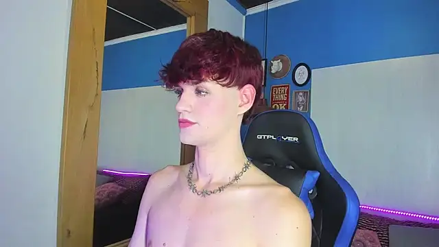 VladHellsing4 online show from 01/02/25, 02:02