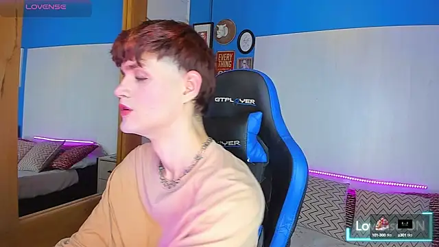 VladHellsing4 online show from 02/07/25, 02:37