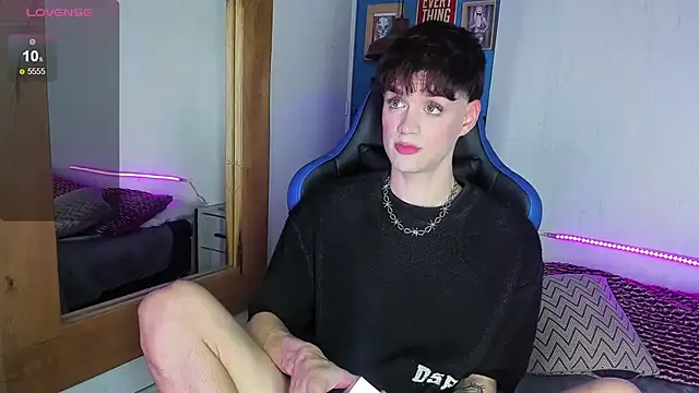 VladHellsing4 online show from 02/26/25, 02:25