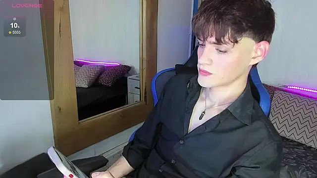 VladHellsing4 online show from 03/17/25, 02:01