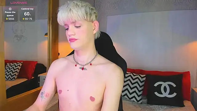 VladHellsing4 online show from 02/13/26, 01:51