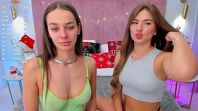 Snapshot of MilaVoxx chatting on 12/14/24, 09:07 MilaVoxx online show from 12/14/24, 09:07