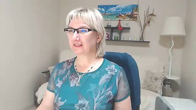 FleurMays online show from 01/29/25, 04:47