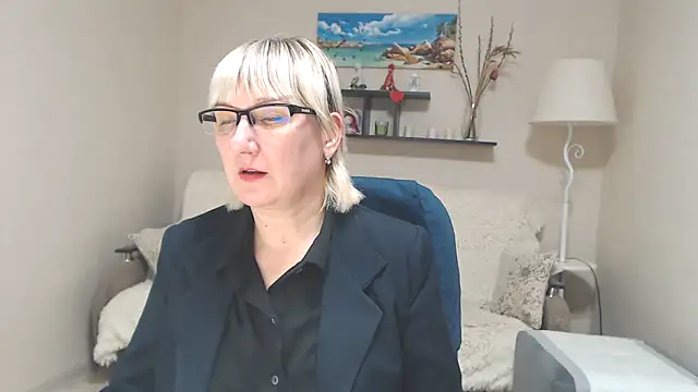 FleurMays online show from 02/06/25, 03:41