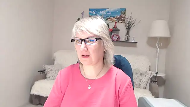 FleurMays online show from 04/18/26, 03:54