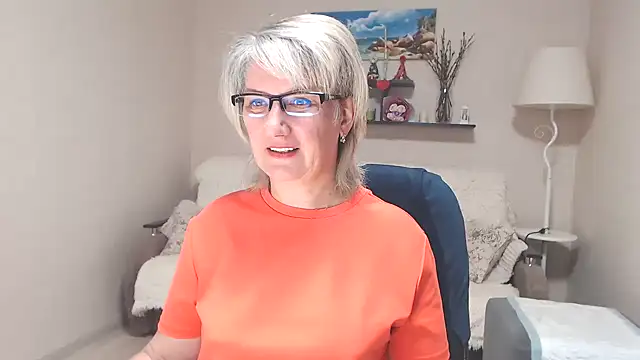FleurMays online show from 07/22/26, 07:44