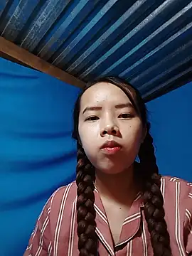 Snapshot of Baby2903 chatting on 01/06/25, 02:14 Baby2903 online show from 01/06/25, 02:14