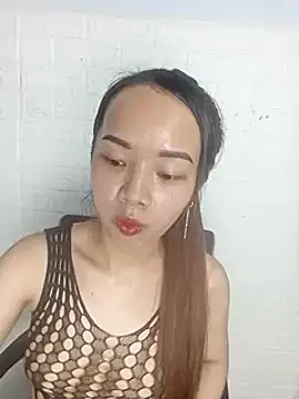 Snapshot of Baby2903 chatting on 02/13/25, 01:37 Baby2903 online show from 02/13/25, 01:37