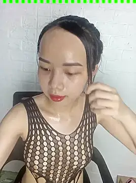 Snapshot of Baby2903 chatting on 02/14/25, 10:17 Baby2903 online show from 02/14/25, 10:17