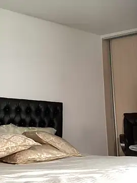 Snapshot of Goddess_Squirt_ chatting on 05/11/26, 02:17 Goddess Squirt online show from 05/11/26, 02:17