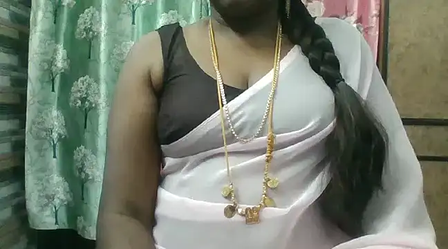 Snapshot of Hot_akshara chatting on 12/09/24, 06:03 Hot akshara online show from 12/09/24, 06:03