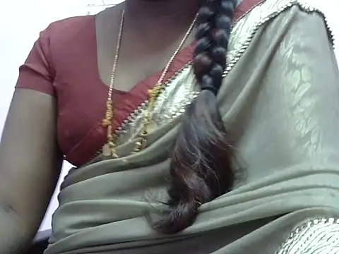 Hot akshara online show from 12/18/25, 05:19