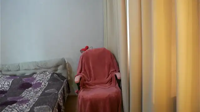 Sophiloren online show from 02/09/26, 10:30