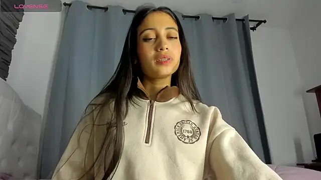 Loren parissi online show from 04/15/26, 01:45