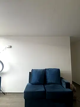 SofiaG  online show from 10/23/25, 08:18