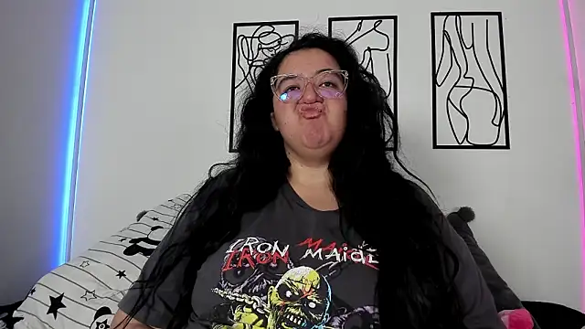 Snapshot of RubyPirsso18 chatting on 02/09/26, 07:29 RubyPirsso18 online show from 02/09/26, 07:29