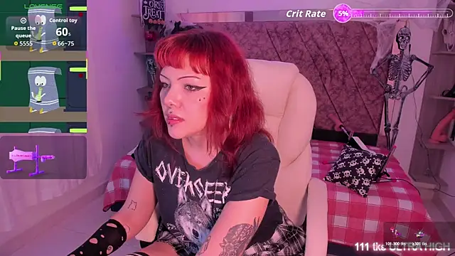 Snapshot of Sarah-Stoner chatting on 10/24/25, 09:00 Sarah-Stoner online show from 10/24/25, 09:00