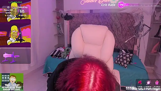 Snapshot of Sarah-Stoner chatting on 11/06/25, 08:43 Sarah-Stoner online show from 11/06/25, 08:43