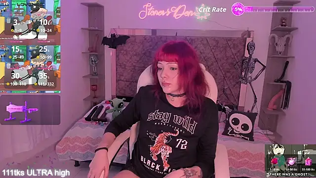 Snapshot of Sarah-Stoner chatting on 11/12/25, 08:41 Sarah-Stoner online show from 11/12/25, 08:41