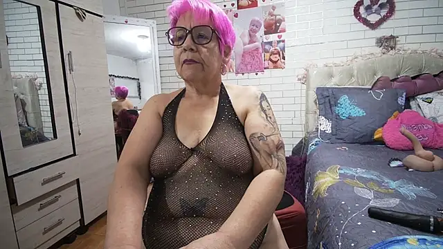 maturehot 65 online show from 02/19/26, 11:01