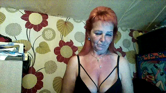 CassandraSandra44 online show from 04/06/26, 04:52