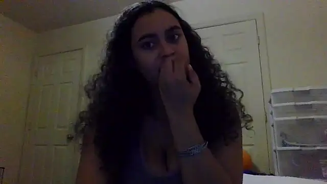 cinnaminnie online show from 01/17/25, 05:11