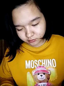 Thomgdee online show from 02/15/25, 10:33