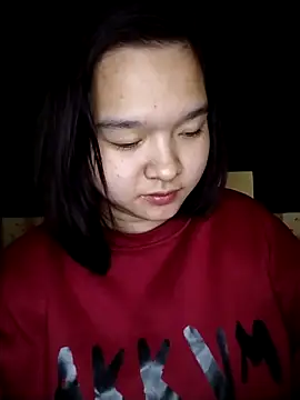 Thomgdee online show from 03/21/25, 10:28