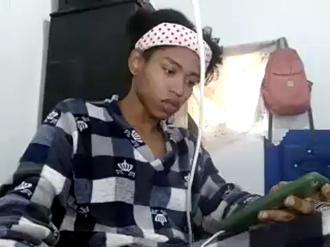 miriam775 online show from 12/03/24, 02:16