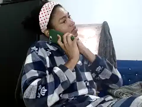 miriam775 online show from 12/21/24, 01:42