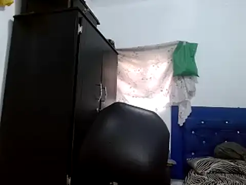 miriam775 online show from 12/23/24, 12:41