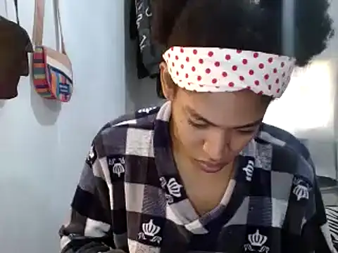 miriam775 online show from 12/28/24, 12:24