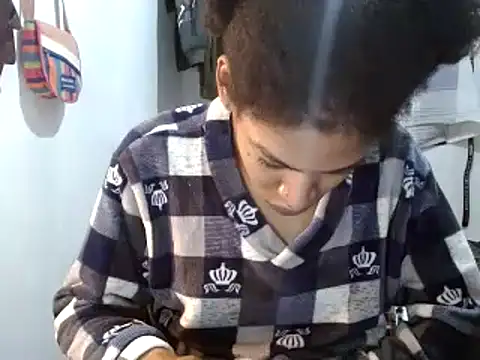 miriam775 online show from 12/29/24, 10:12