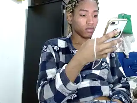 miriam775 online show from 01/02/25, 03:29