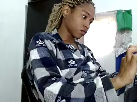 miriam775 online show from 01/03/25, 03:55