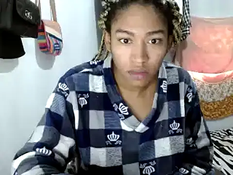 miriam775 online show from 02/09/25, 01:14