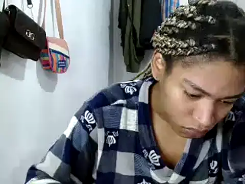 miriam775 online show from 02/22/25, 01:02