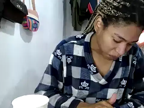 miriam775 online show from 02/25/25, 12:55