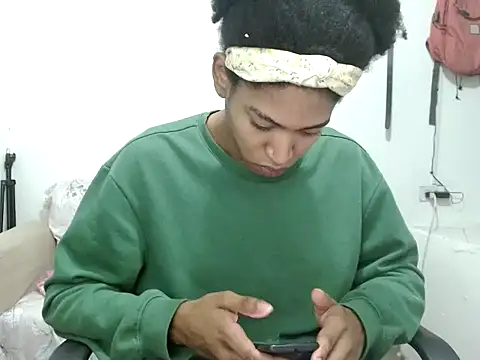 miriam775 online show from 09/20/25, 11:22