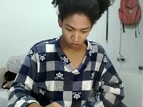 miriam775 online show from 09/26/25, 10:52